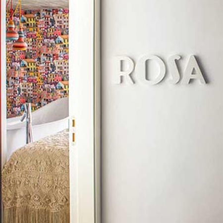 room \ habitación \ chambre "rosa"
